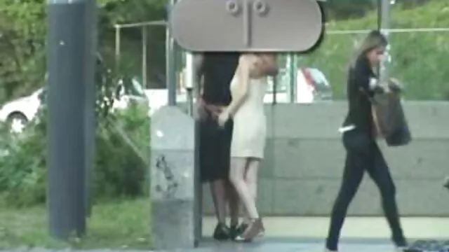 Porno không đăng ký  Nhóm tình dục với phim séc gái già một cô dâu và một tia nước mát