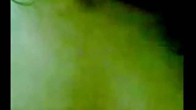 Porno không đăng ký  Đối tác pounds bạn gái mắt hẹp trong bụi thông qua một lỗ phim séc miễn phí trong quần tất