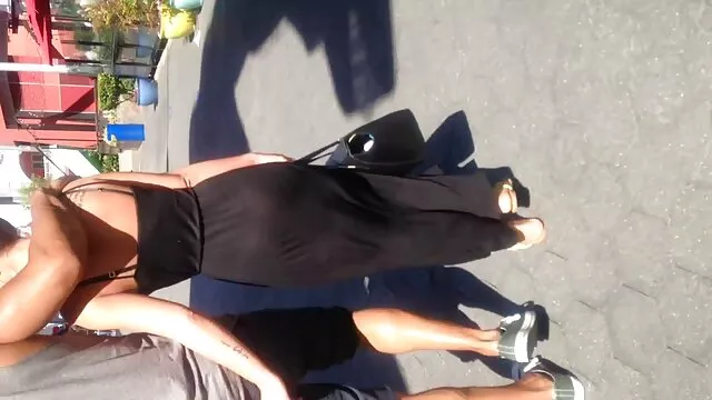 Porno không đăng ký  Cô gái tóc đỏ tóc ngắn hút dương vật của người yêu xim phim sec trong phòng ngủ