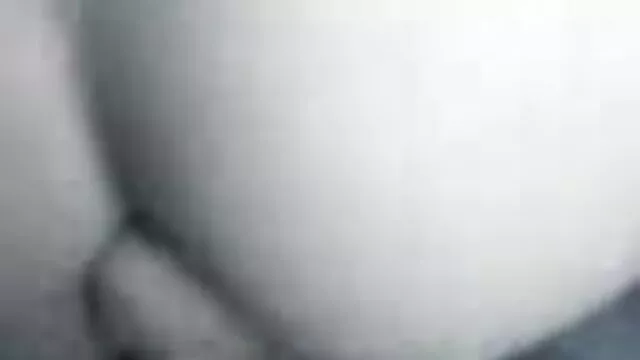 Porno không đăng ký  Trưởng phim séc gái mới lớn thành xoa bóp L. với dầu