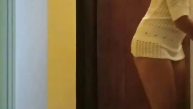 Porno không đăng ký  Cô phim séc phá trinh gái da đen ngồi L. trên trắng lesbian mặt