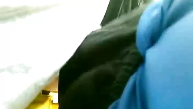 Porno không đăng ký  Một courier với một dài tinh ranh relishly fucks một thư ký trong các phim séc mạnh văn phòng