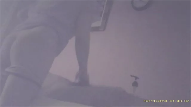 Porno không đăng ký  Oiled gà con trong một màu vàng tank top không tách trong tình dục phin séc hay cowgirl