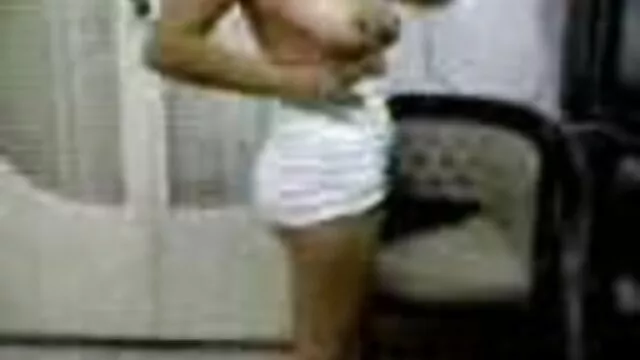 Porno không đăng ký  Tóc vàng Jerks off với hai phim séc trực tuyến dildos đít và âm đạo latina