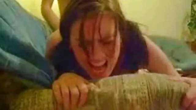 Porno không đăng ký  Anh séc gái đẹp ấy hâm nóng gà con trong những vòi hoa sen và fuck trên những toilet