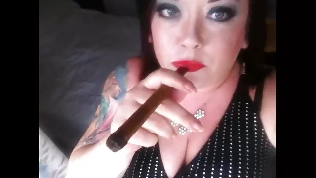 Porno không đăng ký  Những người đồng tính nữ cơ bắp xinh đẹp tắm sông và làm tình tuyệt vời phim séc da đen tại nhà