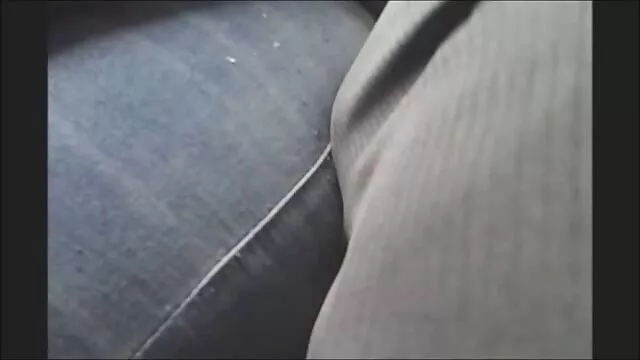 Porno không đăng ký  Fattie làm cho trưởng thành hút anh ta xem pim séc tắt trong các vòi hoa sen