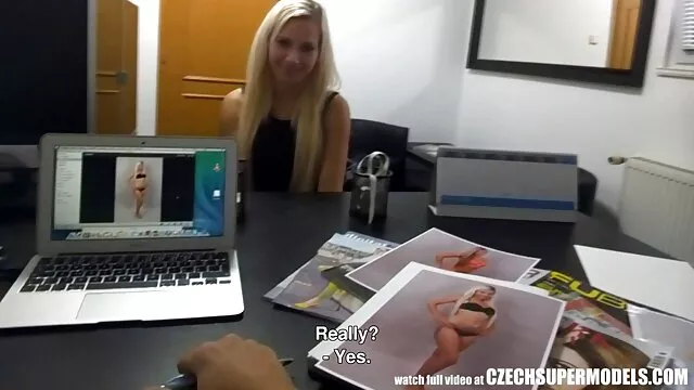 Porno không đăng ký  Một người xem phim séc mạnh đàn ông trong trắng quần fucked một trẻ mẹ